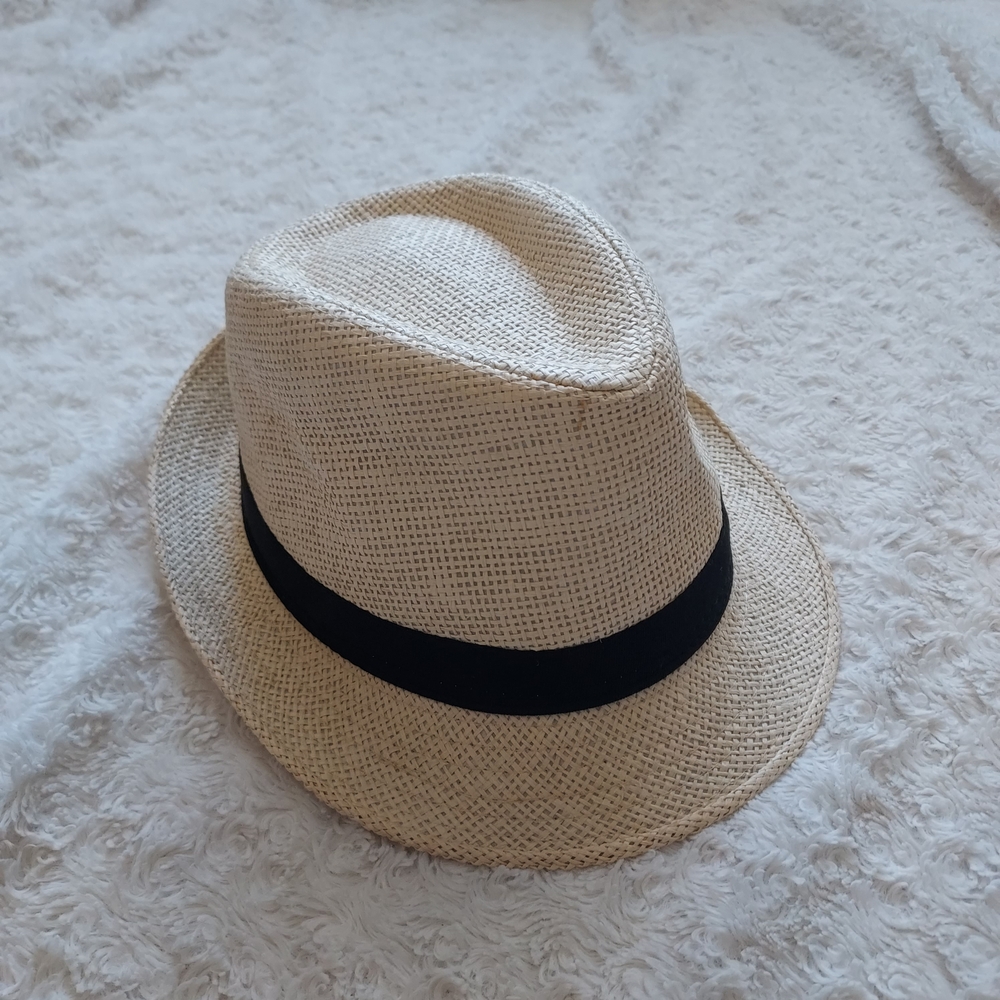 Stylish Beige Fedora Hat with Black Band Summer Spring Chic